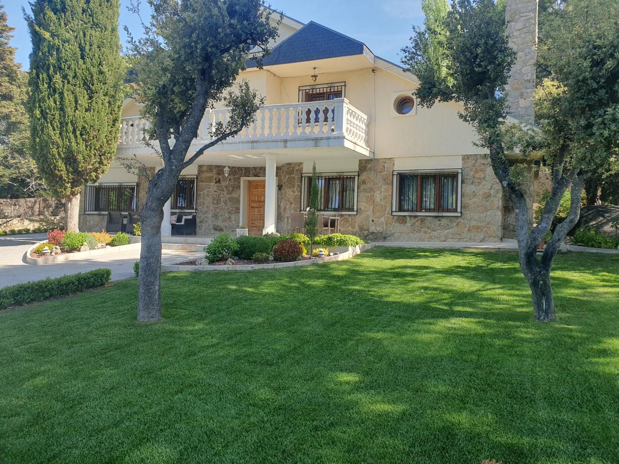 Villa Monika Alpedrete Exterior foto